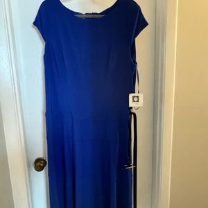 NWT nice sleeveless fitted dress.